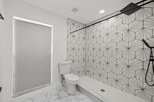 11218 CREEKVIEW DRIVE, Riverview, FL 33569