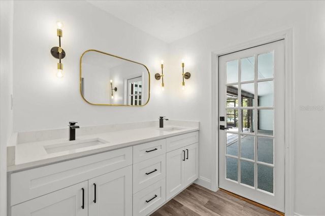 11218 CREEKVIEW DRIVE, Riverview, FL 33569