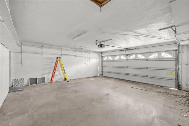 11218 CREEKVIEW DRIVE, Riverview, FL 33569