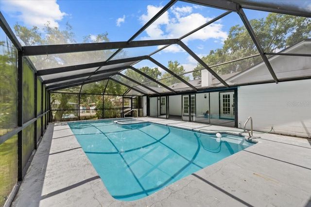 11218 CREEKVIEW DRIVE, Riverview, FL 33569