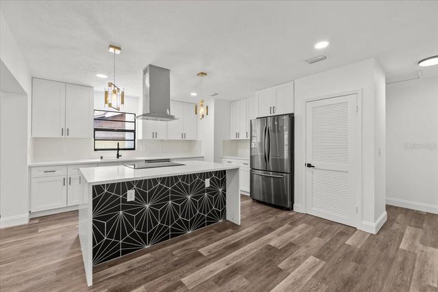 11218 CREEKVIEW DRIVE, Riverview, FL 33569