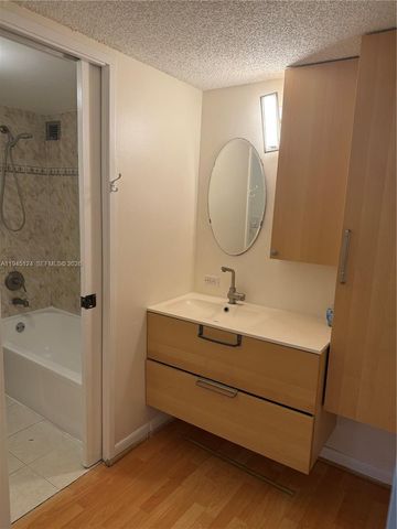 17021 N Bay Rd 222, Sunny Isles Beach, FL 33160