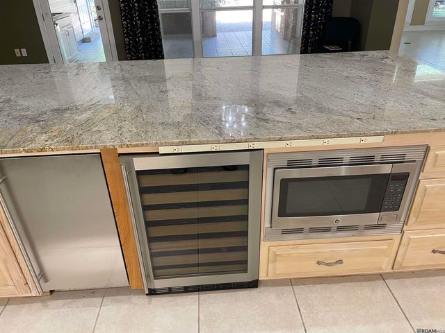 36408 Rue Lamonte Ct, Prairieville, LA 70769