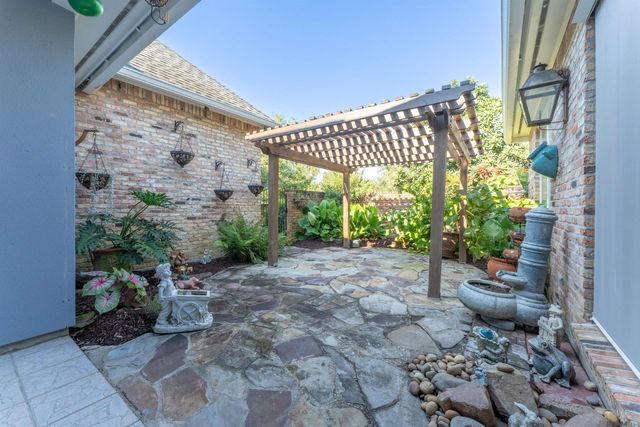 36408 Rue Lamonte Ct, Prairieville, LA 70769