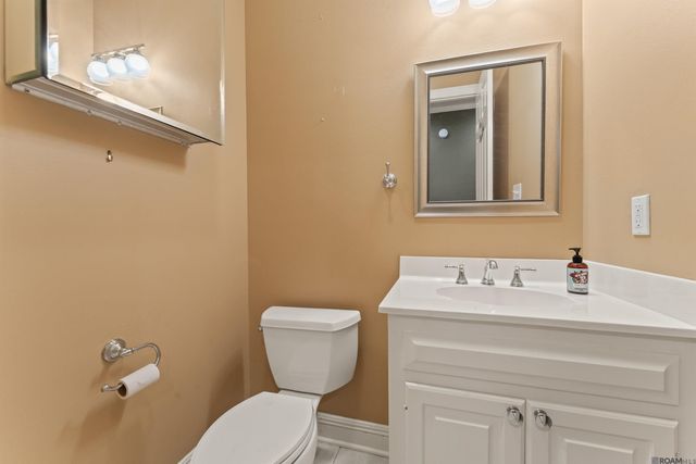 36408 Rue Lamonte Ct, Prairieville, LA 70769