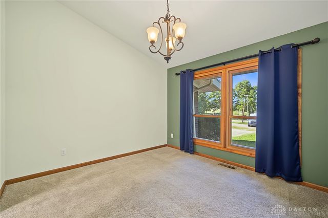 3730 Old Columbus Road, Springfield, OH 45503
