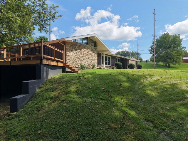 3730 Old Columbus Road, Springfield, OH 45503