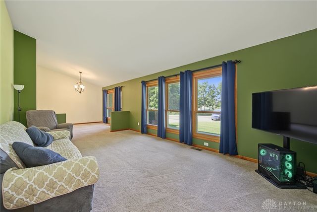 3730 Old Columbus Road, Springfield, OH 45503