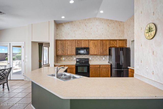 2116 N AVOCA --, Mesa, AZ 85207