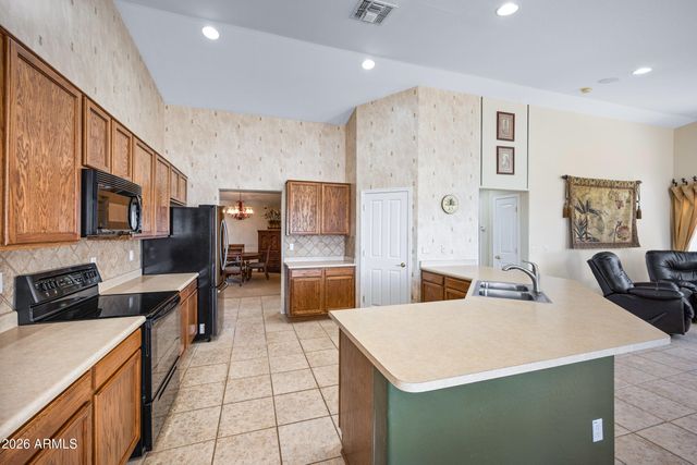2116 N AVOCA --, Mesa, AZ 85207