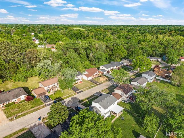14541 Soho Drive, Florissant, MO 63034