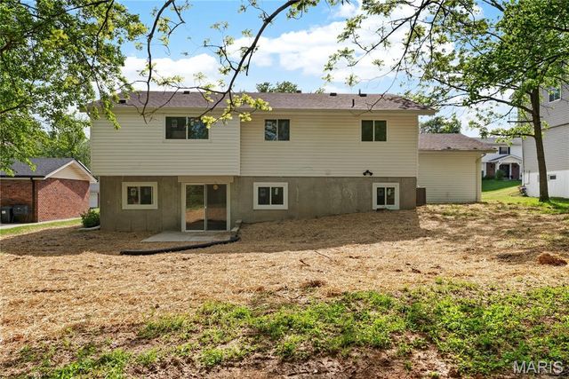 14541 Soho Drive, Florissant, MO 63034