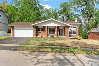 14541 Soho Drive, Florissant, MO 63034