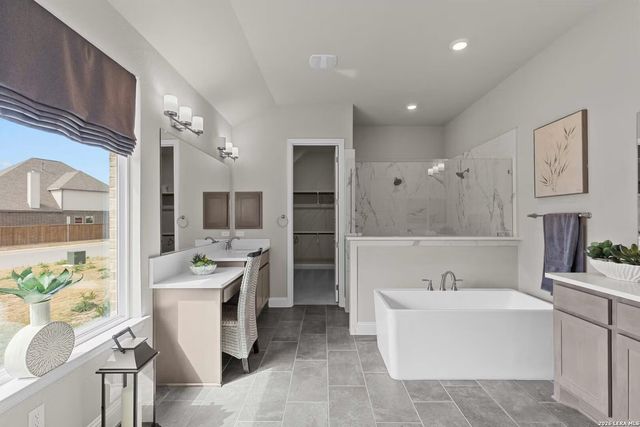 179 Highland Park, Castroville, TX 78009