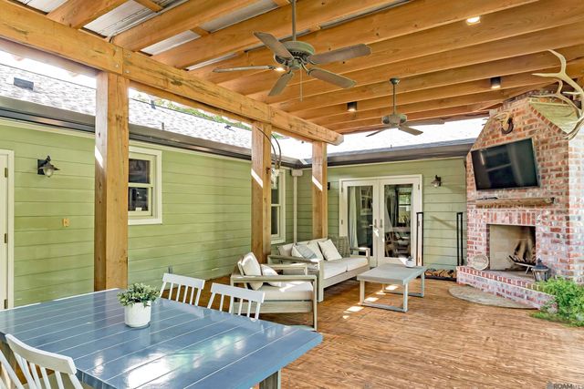 1469 Hood Ave, Baton Rouge, LA 70808