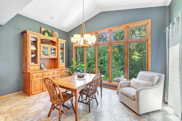2575 TERESA COURT, Green Bay, WI 54311