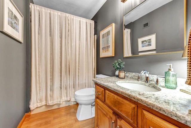 2575 TERESA COURT, Green Bay, WI 54311