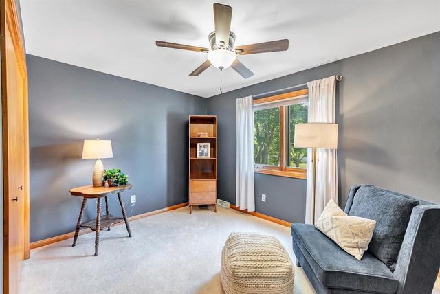 2575 TERESA COURT, Green Bay, WI 54311