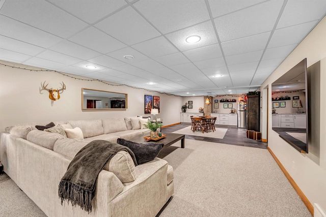 2575 TERESA COURT, Green Bay, WI 54311