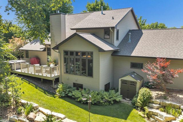 2575 TERESA COURT, Green Bay, WI 54311