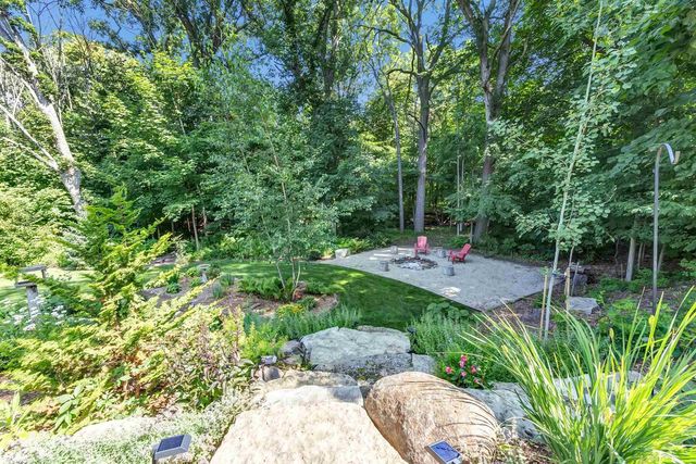 2575 TERESA COURT, Green Bay, WI 54311