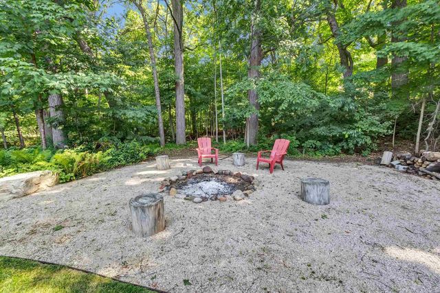 2575 TERESA COURT, Green Bay, WI 54311