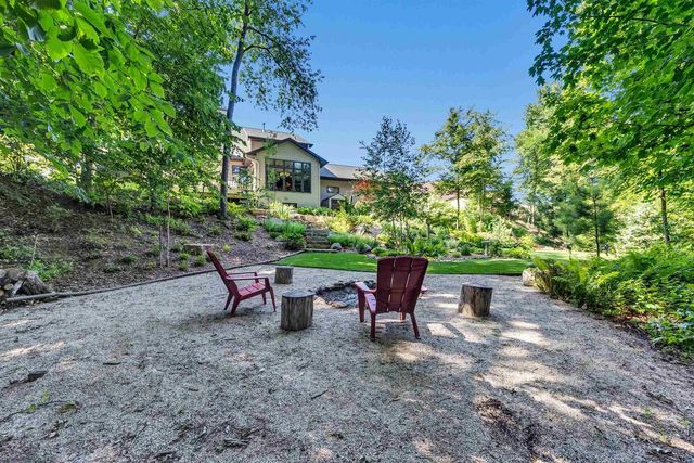 2575 TERESA COURT, Green Bay, WI 54311