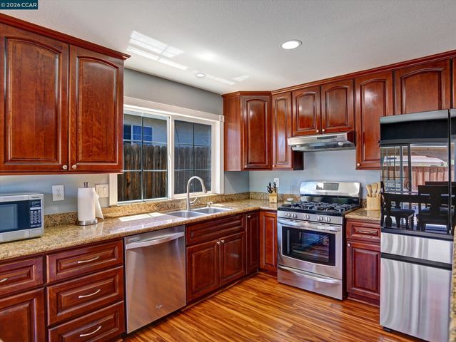 2161 Jacqueline Dr, Pittsburg, CA 94565