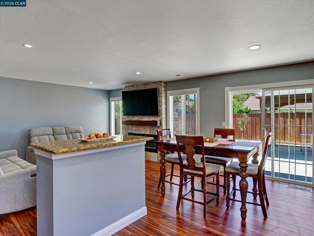 2161 Jacqueline Dr, Pittsburg, CA 94565