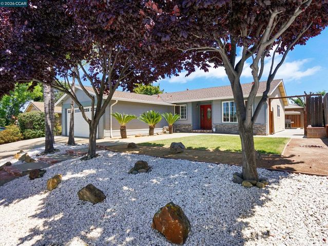 2161 Jacqueline Dr, Pittsburg, CA 94565