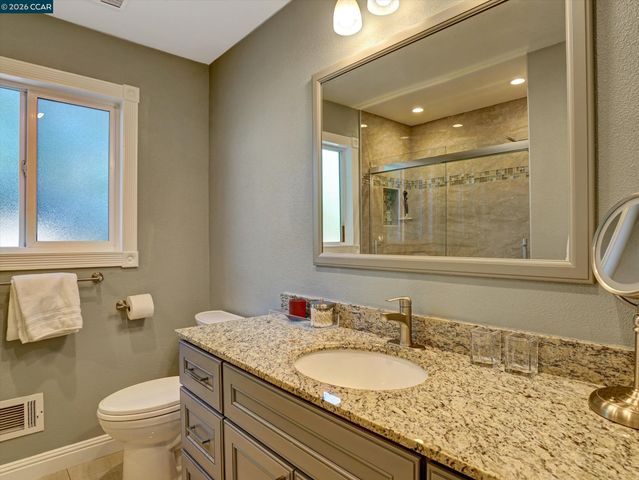 2161 Jacqueline Dr, Pittsburg, CA 94565