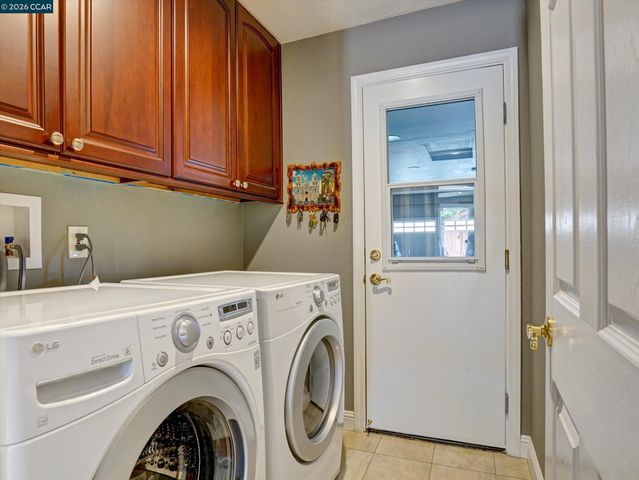 2161 Jacqueline Dr, Pittsburg, CA 94565