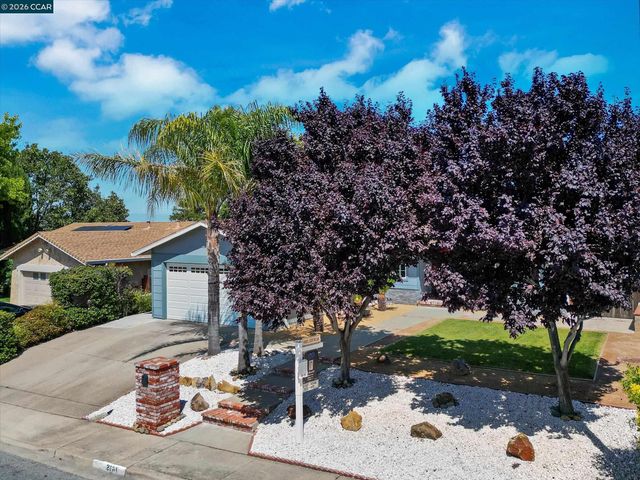 2161 Jacqueline Dr, Pittsburg, CA 94565