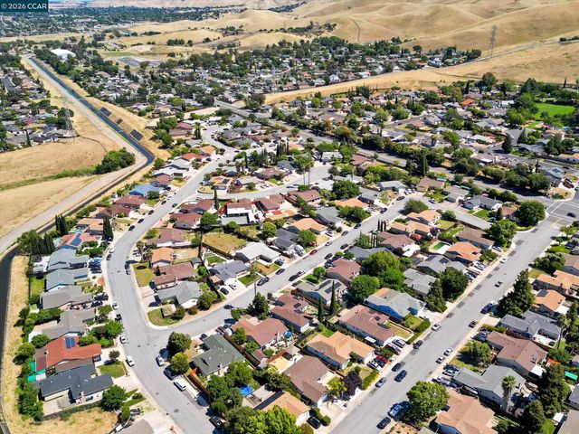 2161 Jacqueline Dr, Pittsburg, CA 94565