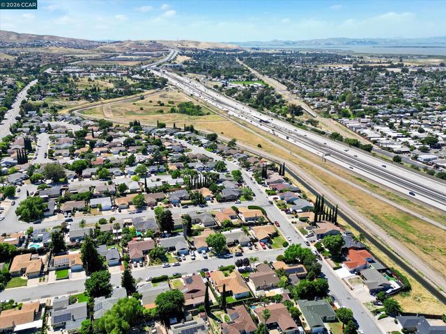 2161 Jacqueline Dr, Pittsburg, CA 94565