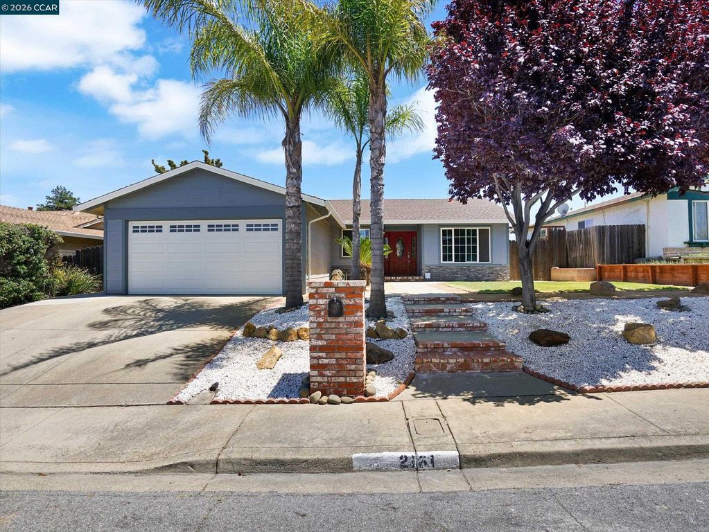 2161 Jacqueline Dr, Pittsburg, CA 94565