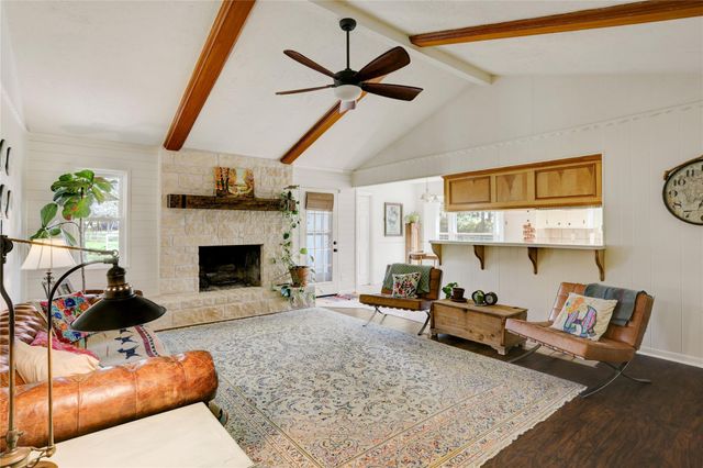 29040 East Lake, Hempstead, TX 77445