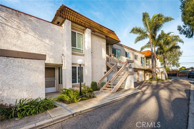 2565 Santa Ana Ave 5, Costa Mesa, CA 92627