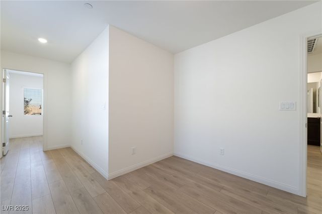 3895 Riley Rose Avenue, Las Vegas, NV 89139