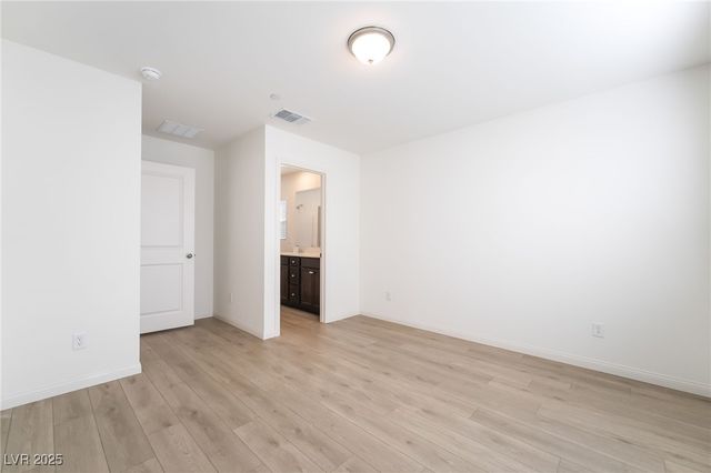 3895 Riley Rose Avenue, Las Vegas, NV 89139