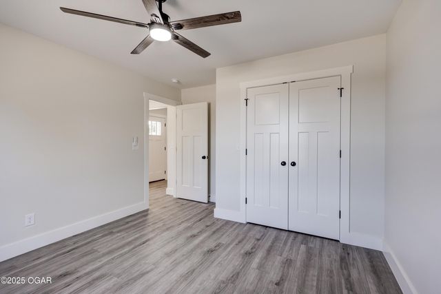 2017 Lakeview Street, Carthage, MO 64836