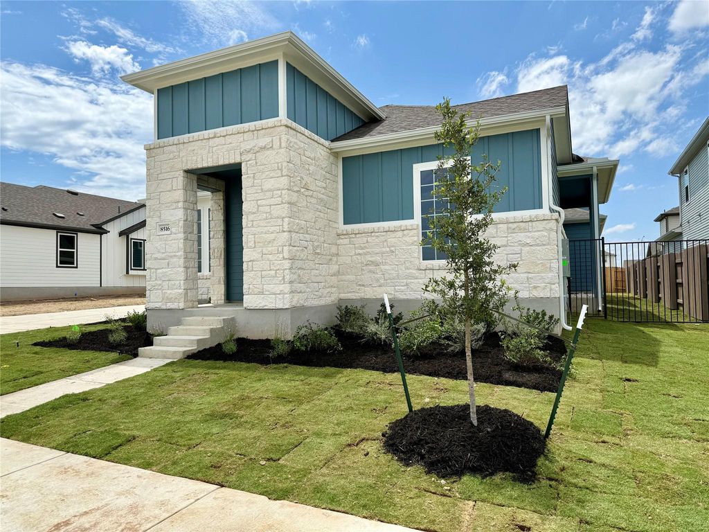 8516 Dongan DR, Austin, TX 78744