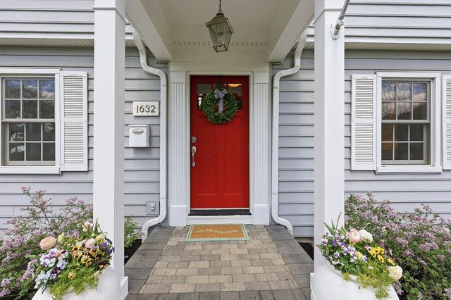 1632 Grenoble Road, Columbus, OH 43221