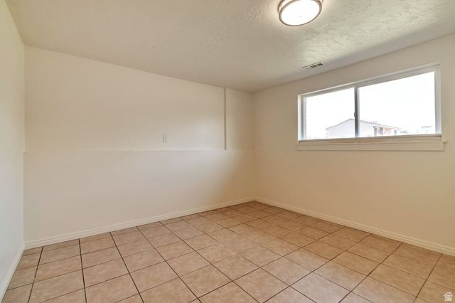 3930 ELAINE DR, Salt Lake City, UT 84120