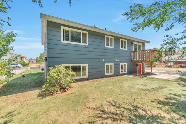3930 ELAINE DR, Salt Lake City, UT 84120