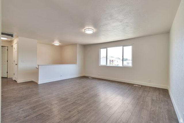 3930 ELAINE DR, Salt Lake City, UT 84120