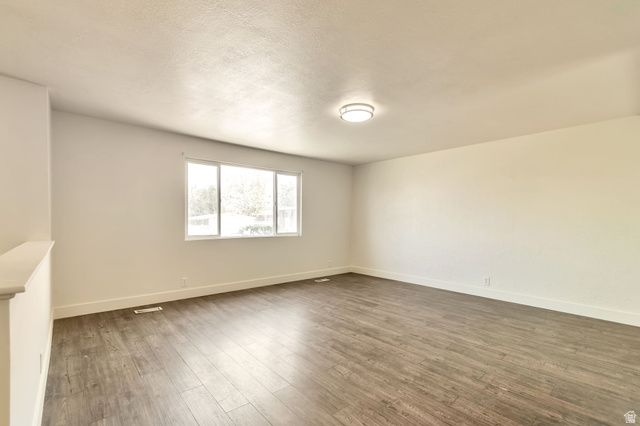 3930 ELAINE DR, Salt Lake City, UT 84120