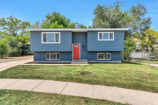 3930 ELAINE DR, Salt Lake City, UT 84120