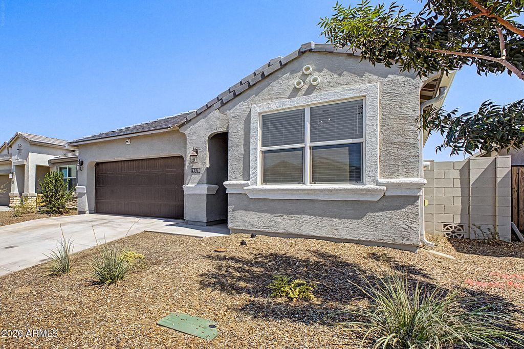 3328 W SEAVER Avenue, Apache Junction, AZ 85120 — photo 2