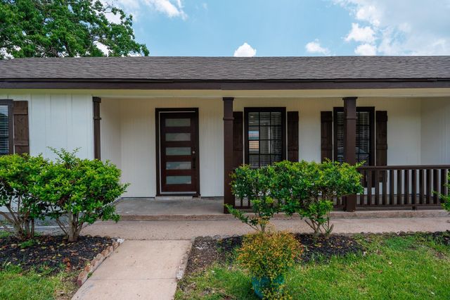 5618 Southbrook Street, Houston, TX 77033